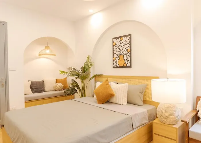 LaHomestay Trúc Bạch